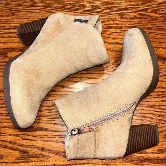 Anne Klein Rina Stacked Heel Dress Booties Size 7 - Picture 10 of 14